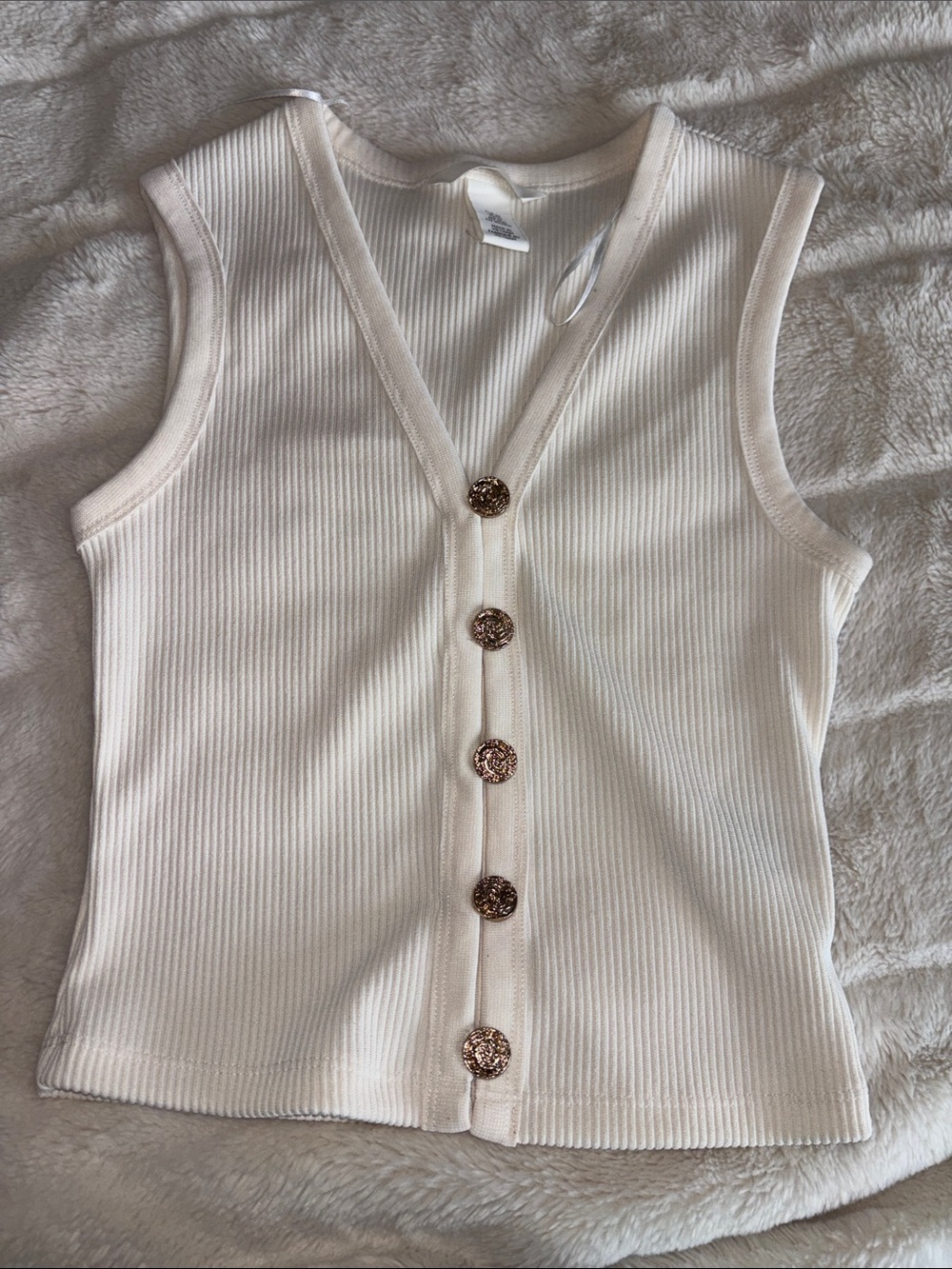 Brand New H&M Cream Ribbed Button-Front Sleeveless Top